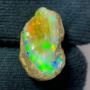 Natural Ethiopian White Opal Rough Multi Fire Opal Rough Flashy Opal Rough AAA Grade Ethiopian Welo Opal Raw Gemstone for Jewelry Making