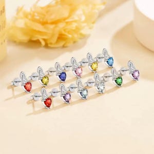 Boucles d'oreilles à tige vintage en argent sterling avec pierre de naissance en forme de cœur personnalisées pour femmes et filles