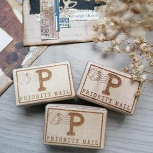 timbro legno/francobollo postale prioritario/posta prioritaria/vintage/grunge/Junk journal/scrapbook/planner/card/ephemera