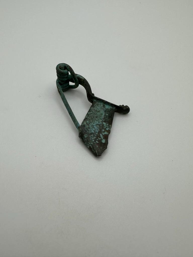 古代ローマの青銅ブローチ - 2000年の歴史 - Etsy 日本