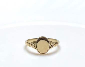 Personalized Engraved Initial Ring: Custom Letter Band, Silver Jewelry  Pinky Ring • Custom Oval Signet Ring