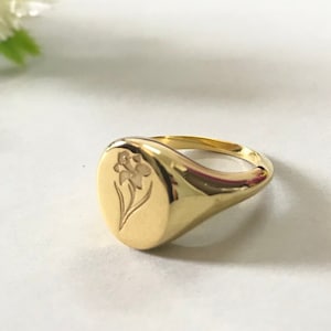 Birth Flower Ring, Floral Signet Ring, Minimalist Ring, Bridesmaid Gift, Christmas Gift, Personalized Flower ring, Gift for Her
