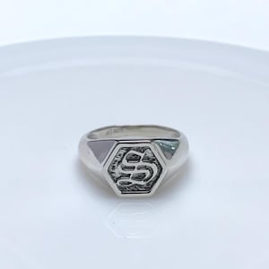 Custom Letter Ring, Personalized Silver Ring, Initial Ring Silver,  Letter Ring, For Men Women, Signet Ring Women, Old English Letter ring