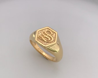 Initial Engraved Signet Ring, Custom Signet Ring, Initial Signet Ring, Sterling Silver Signet Ring, Engraved Signet Ring, Letter Signet Ring