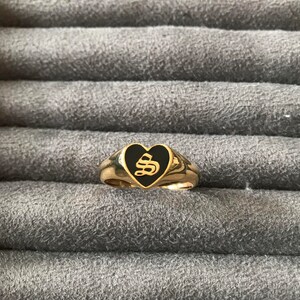 Anillo de esmalte con inicial de letra personalizada - Anillo de corazón con forma de corazón - Anillo de esmalte con forma de corazón - Anillo de letra personalizado con texto personalizado