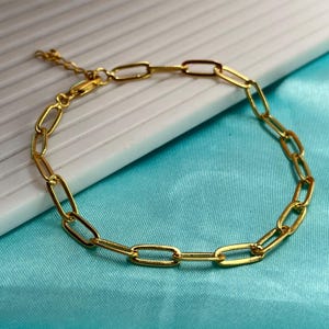 Paperclip Bracelet, Paper Link Chain Bracelet, Dainty Gold Bracelet, Valentines Day Jewelry, Stacking Bracelet, Gift for Her, 925 silver