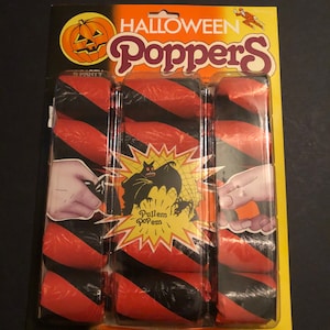 Vintage Harlequin Halloween Party Poppers Set of 5 Never Used Made in Great Britain