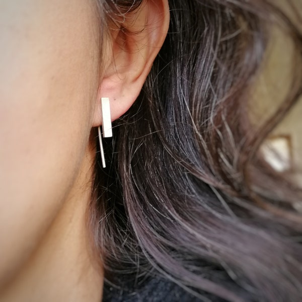 Line collection earring 05- brushed matte finish