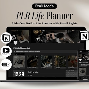 Op de afbeelding: Een laptop en smartphone tonen een donkere modus PLR Life Planner-interface. Het laptopscherm toont de tekst "PLR Life Planner" en "All-in-One Notion Life Planner with Resell Rights". De telefoon spiegelt de interface van de planner.