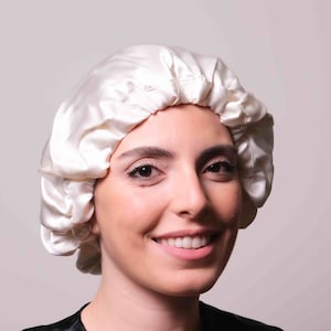 SILKBURY’S 19 Momme 100% Silk Sleep Cap for Women Hair Care, Natural Silk Hair Wrap for Sleeping (Creme)