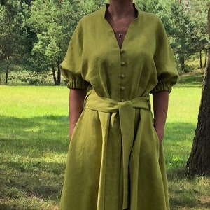 green linen dress, raglan sleeve dress, summer linen dress, handmade linen dress, natural linen midi-length dress, casual linen outfit