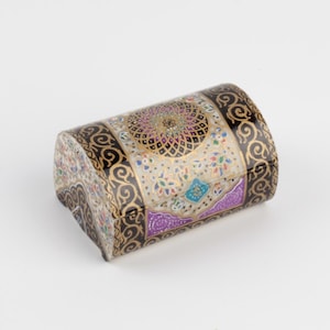 Handmade Camel Bone Trinket Box: Persian Miniature Art Jewelry Box 4