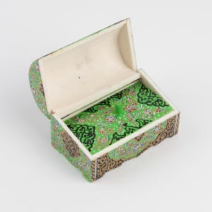 Handmade Camel Bone Trinket Box: Persian Miniature Art Jewelry Box image 15
