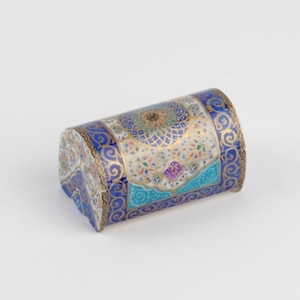 Handmade Camel Bone Trinket Box: Persian Miniature Art Jewelry Box 2