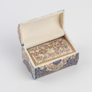 Handmade Camel Bone Trinket Box: Persian Miniature Art Jewelry Box image 6