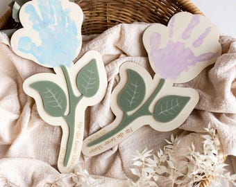 Personalized Mother's Day Gift Sign with Name - Handprint Design - Best Mom - Bouquet