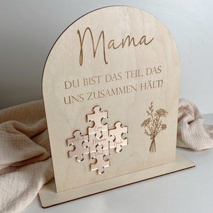 Schild Mutter Puzzle personalisierbar mit Namen Geschenk zum Muttertag Mama du bist das Teil, das uns zusammen hält aus Holz Rosé Gold 5 Teile