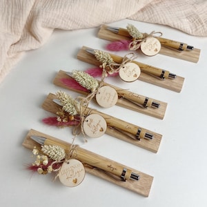 Penna a sfera miglior collega, miglior collega personalizzato con nome regalo per lavoro - bambù con fiori secchi