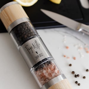 Salz- und Pfeffermühle mit Gravur personalisierbar mit Name, Datum oder eigenem Text, Geschenk zu Hochzeit, Jubiläum oder Geburtstag