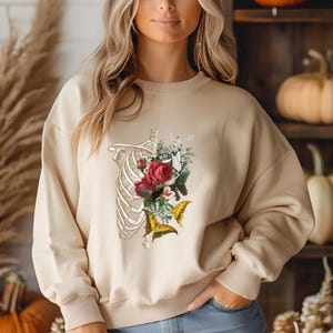 Floral Skeleton Sweatshirt, Halloween Sweater, Floral Skeleton Sweatshirt, Vintage Botanical Ribcage Tee, Plant Lover Gift
