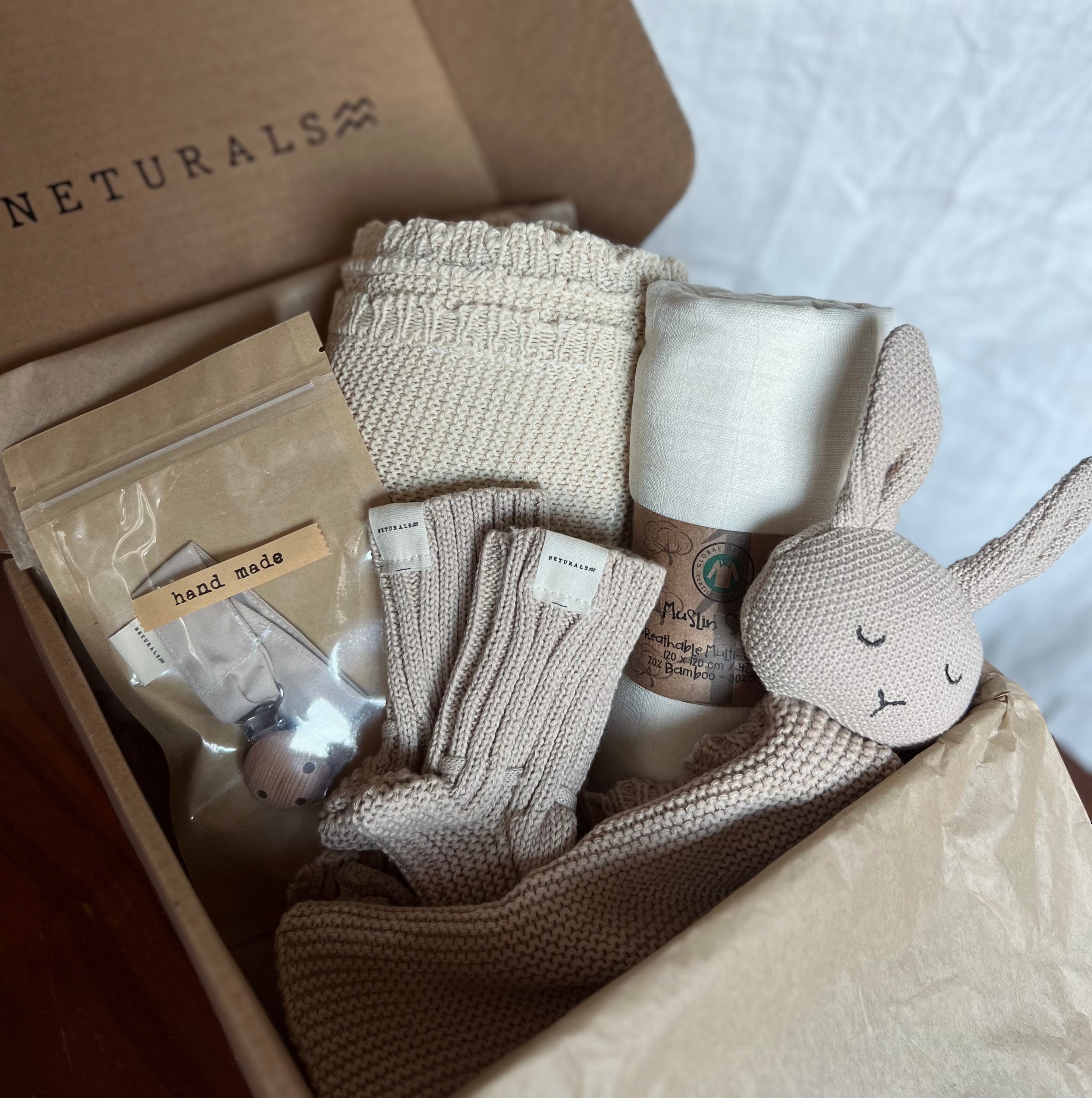 Organic Cotton Essential Baby Gift Set, Neutral Colors, 5 Pieces. - Etsy