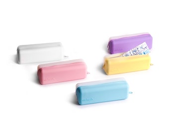 Travel Contact Lens Case: Silicone Organizer Holds 30 Lenses