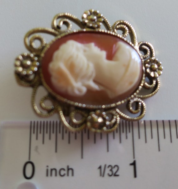Vintage Gold Tone Woman's Face Cameo - image 4