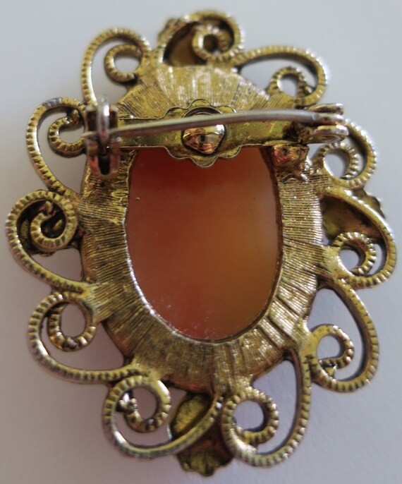 Vintage Gold Tone Woman's Face Cameo - image 2