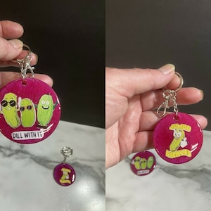 handmade resin pickcle keychains, resin keychain, pickle keychain, resin pickle keychain, gift, keychain