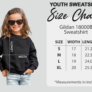 Puede incluir: Tabla de tallas de sudadera para j&oacute;venes Gildan 18000B. La tabla muestra las tallas S, M, L y XL con las medidas de ancho y largo correspondientes en pulgadas.