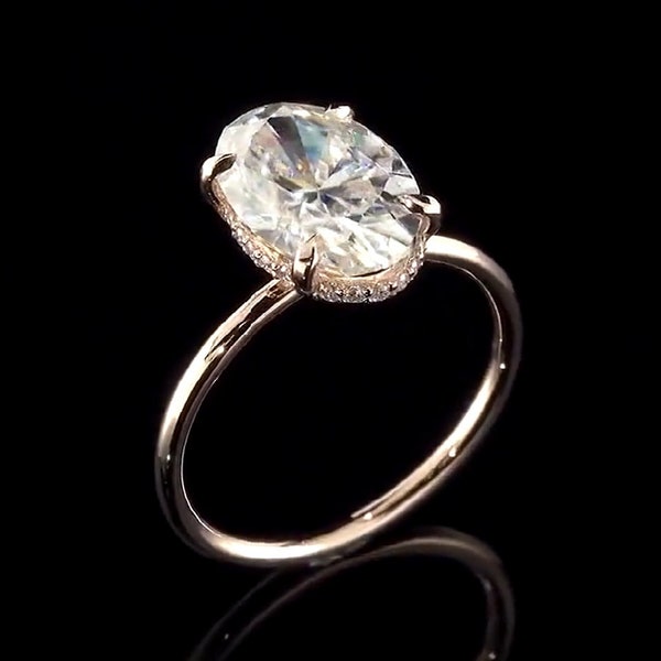 Anillo de compromiso de moissanita triturado con hielo ovalado de 3 quilates, anillo de boda de oro de 14 k, anillo de plata 925, anillo de halo oculto de diamantes, anillo de mujer único.