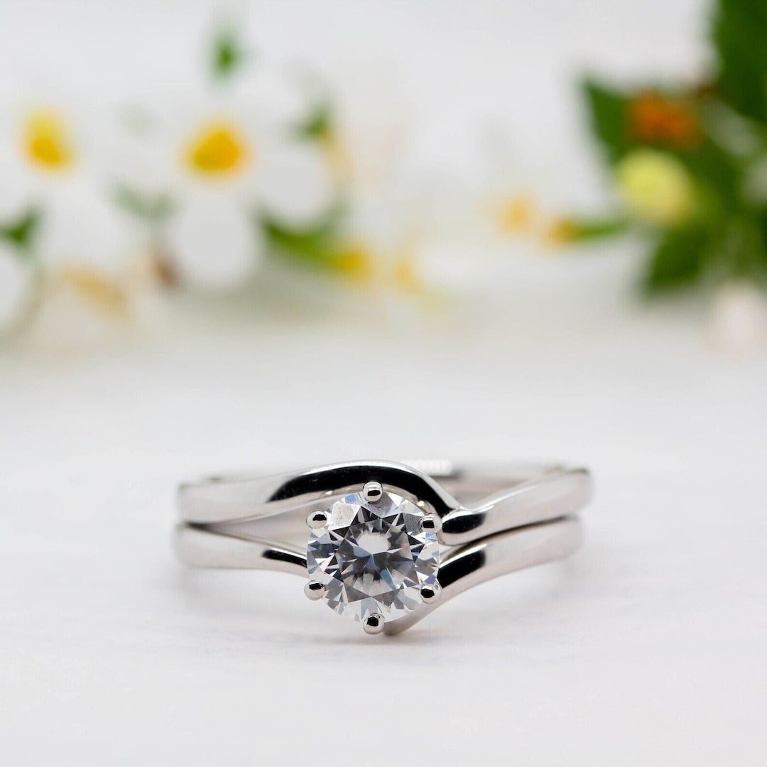14K White Gold Anniversary Ring 1.5 CT Round Moissanite Engagement Ring