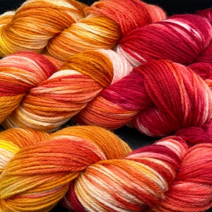 October maples   - Worsted 100% superwash wool Hand-dyed Yarn