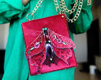 Handbag with embroidery "Pink moth"