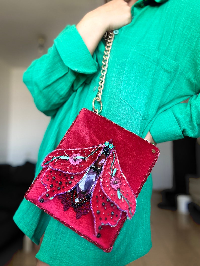 Handbag with embroidery Pink moth image 4