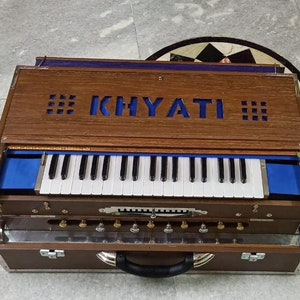 4line 13scale changer wooden mat colour Harmonium with customised nameplate