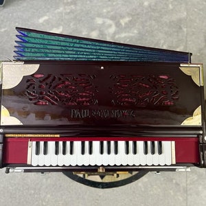 Used paul and sales co harmonium