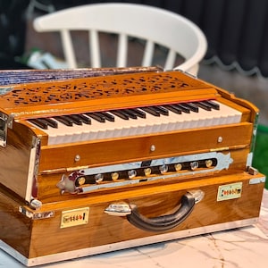2LINE PROFESSIONAL HARMONIUM Tipo plegable madera natural acabado brillante