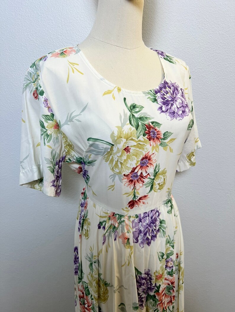 Vintage 90s Floral print dress by Carol Anderson cottagecore image 3