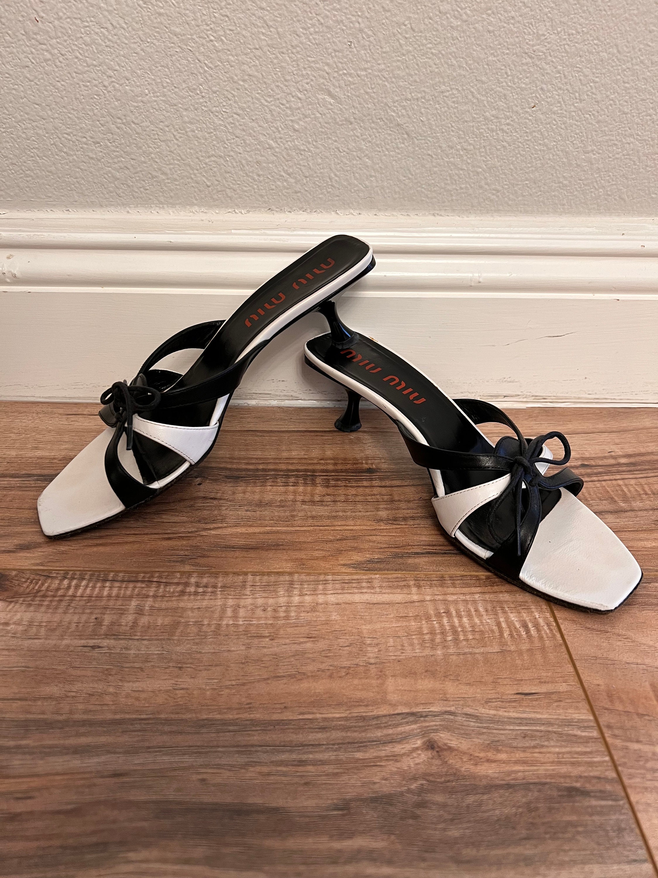 Vintage 90s Y2K Miu Miu Black and White Kitten Heels - Etsy Vintage 90s Y2K Miu Miu Black and White Kitten Heels - Etsy