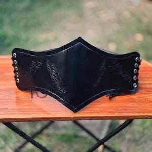 handmade Leather Corset Belt,Wide Leather Belt,Tooled Leather Belt,Fantasy Belt,Underbust Belt,Custom Corset belt,Best Gift for her