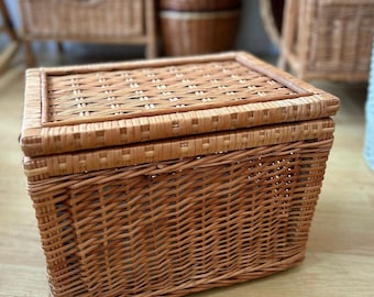 Rieten mand met witte rand - 29x19x12 cm