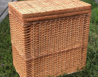 白い籐のランドリーバスケット、蓋付き収納バスケット、天然ラタン