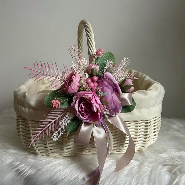 handmade wicker easter basket, flower girl basket, bridesmaid basket, wedding basket, wedding decor, rustic egg basket