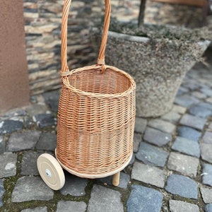 natuurlijke rieten trolleymand, rieten speelgoedmand, rieten babypoppenwagen, cadeau voor kinderen, cadeau voor babymeisje