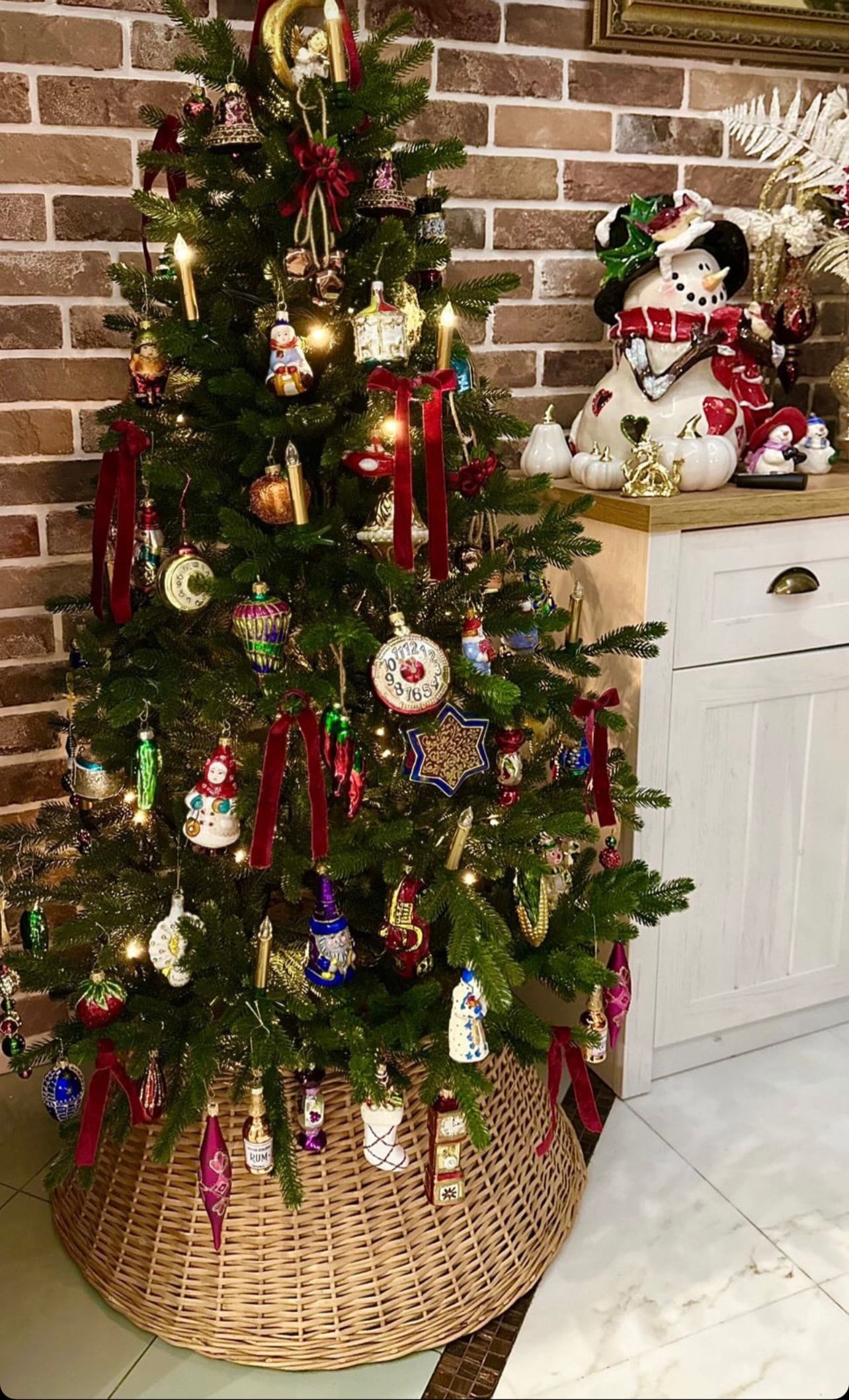 Christmas Tree Collar, Christmas Tree Skirt Box, Holiday Decor, Wicker