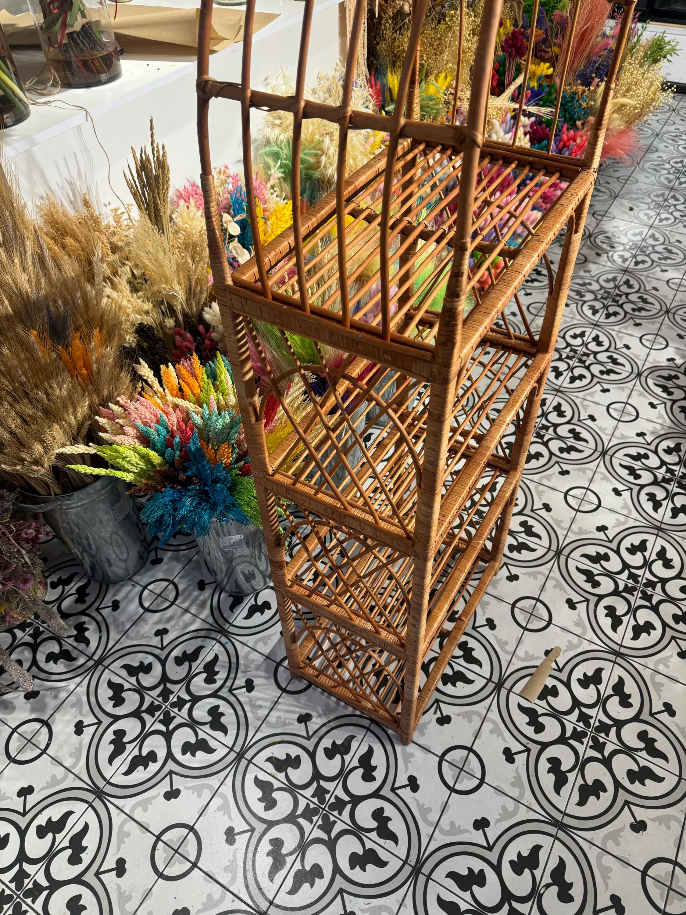 ラタンシェルフ　4段　アーチ型　棚　藤 ラタン製 アーチ型 4段 シェルフ ラタン 藤 ラタン家具 棚