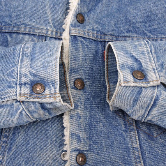Vintage levis sherpa trucker denim jacket 2 pocke… - image 7