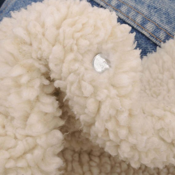 Vintage levis sherpa trucker denim jacket 2 pocke… - image 8