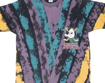 Maglietta vintage tie-dye degli Anaheim Mighty Ducks della NHL, anni '90, taglia grande, realizzata negli USA.